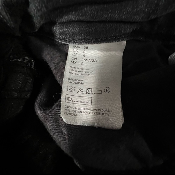 H & M Vintage Straight Jeans size 6 - Picture 3 of 9